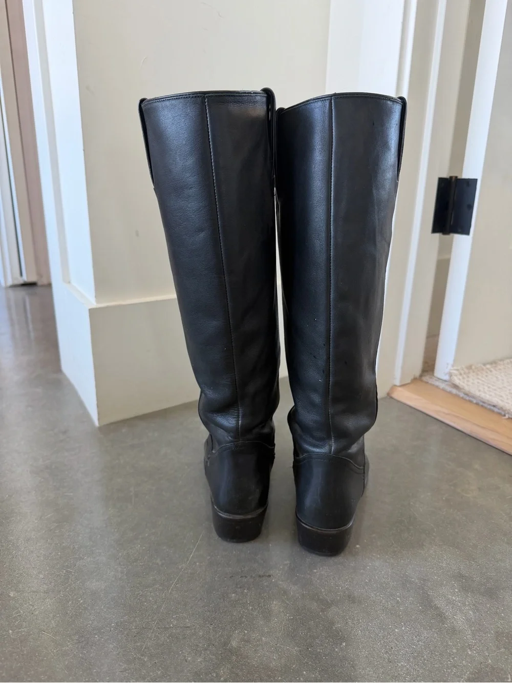 Frye Carson 7M Black Leather Over-the-Knee Riding Boots